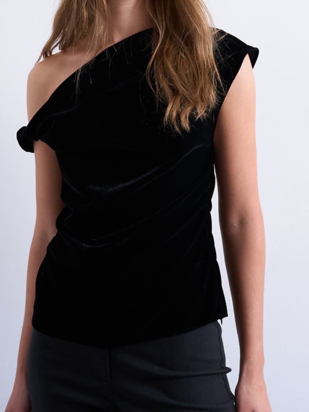 TOPSHOP Twist One Shoulder Velvet Top